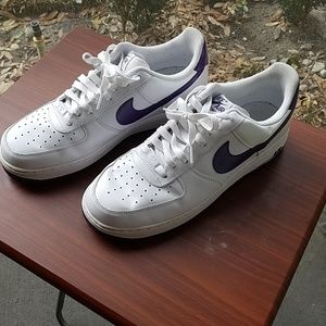 Nike Shoes - Sneakers Nike Shoes - Sneakers
